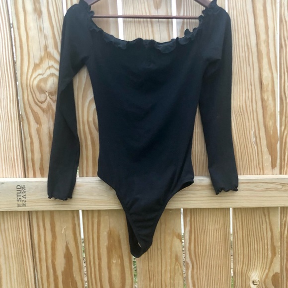 rue21 Bodysuit Black Ruffled Sz.Small Ribbed - Picture 10 of 10